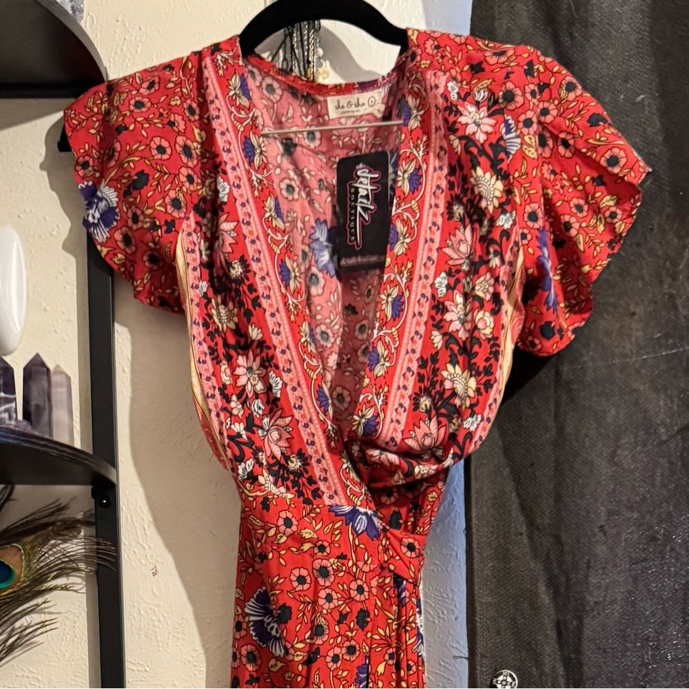She & Sho Maxi Wrap Dress Boho Festival Vibes – NWT Floral Size Small - Picture 2 of 6